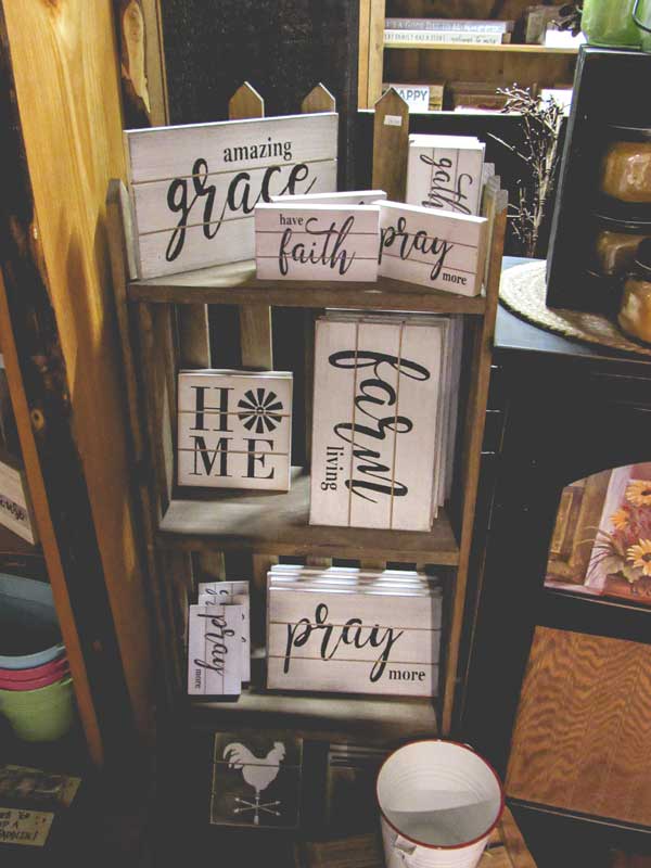 Random assortment of crafts and gifts slideshow